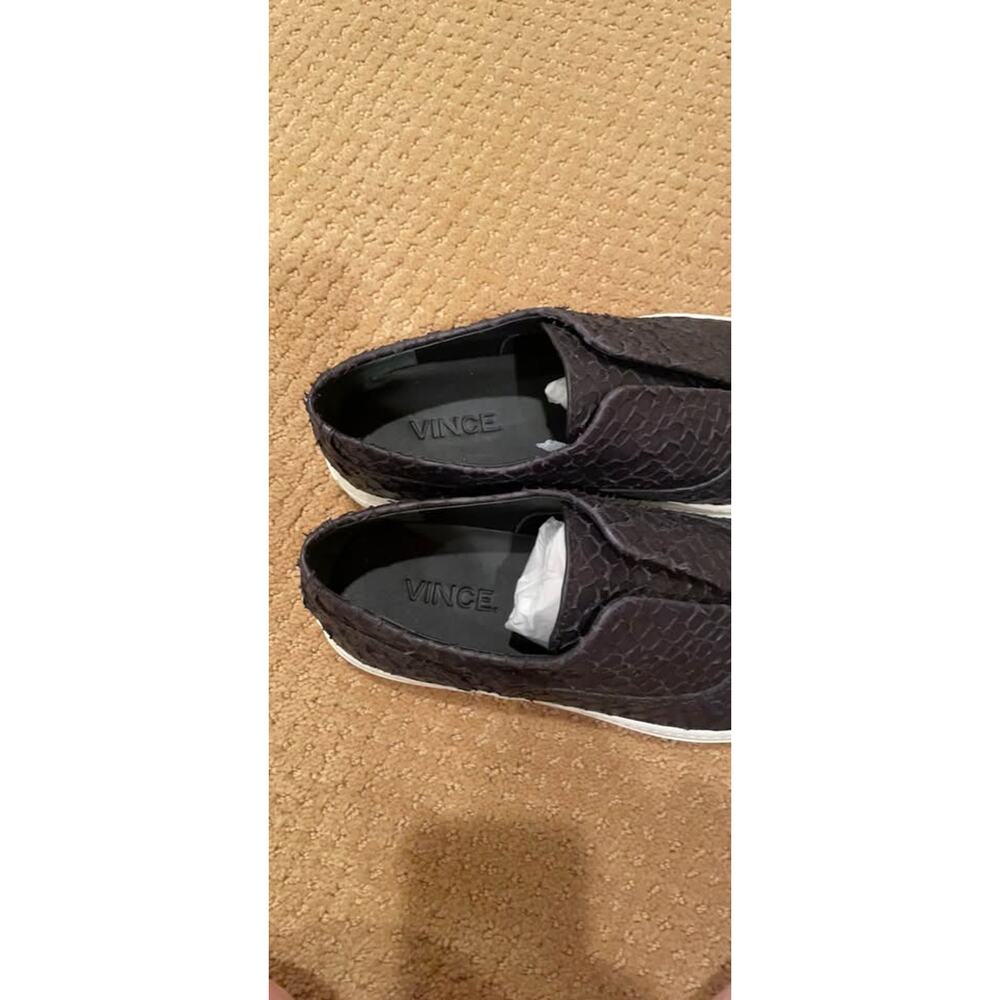 BNWT Vince Black Snake Print Slip-On Sneakers Size 8 - Picture 4 of 8